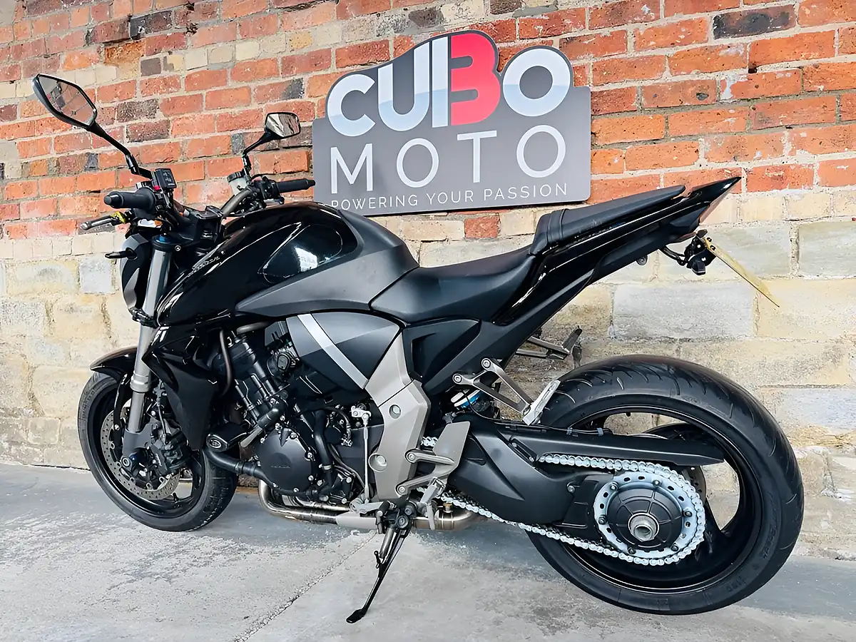 Used 2009 Honda CB1000R Abs Black - Interior and Exterior details 13