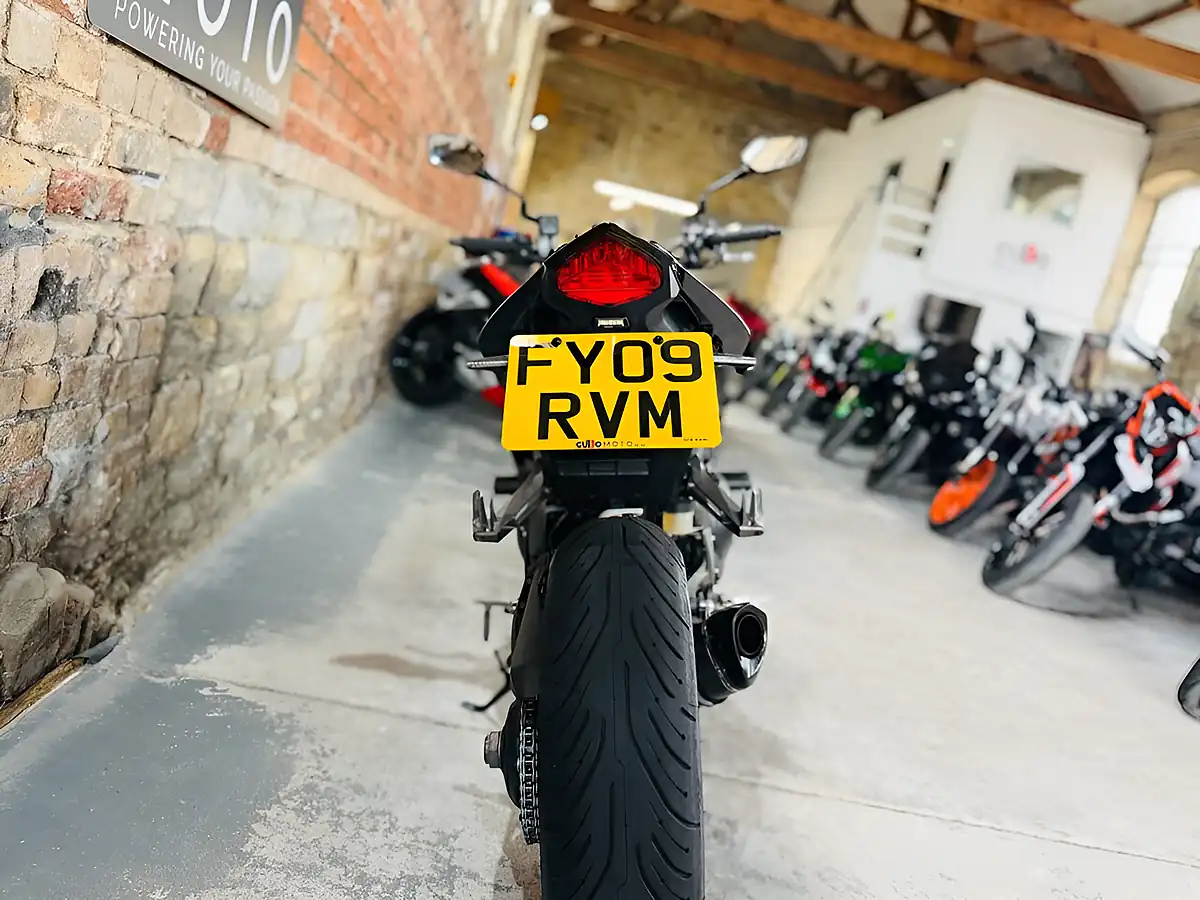 Used 2009 Honda CB1000R Abs Black - Interior and Exterior details 18