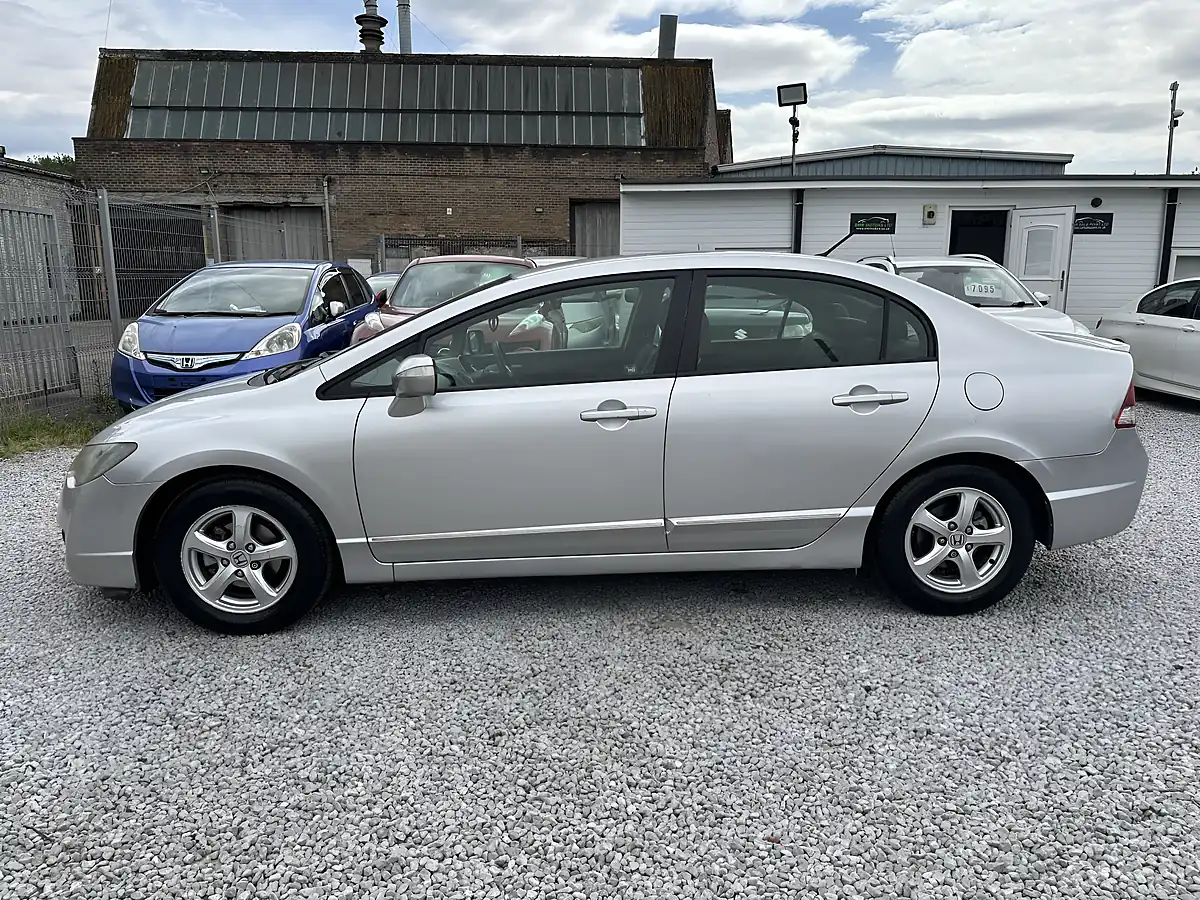 Used 2009 Honda Civic Ex Silver - Interior and Exterior details 4