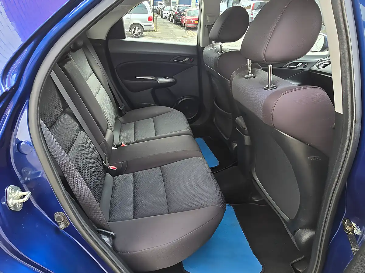 Used 2009 Honda Civic Se Blue - Interior and Exterior details 13
