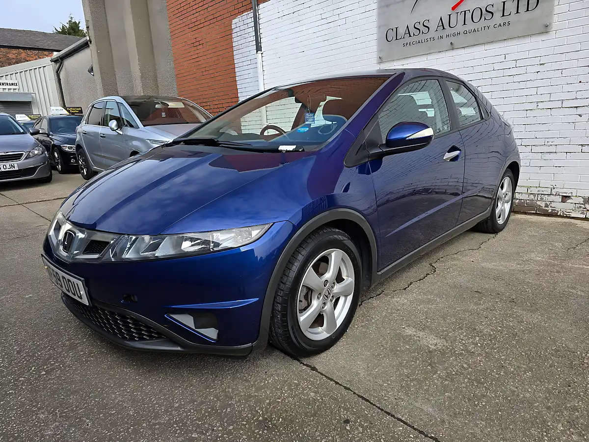 Used 2009 Honda Civic Se Blue - Interior and Exterior details 4