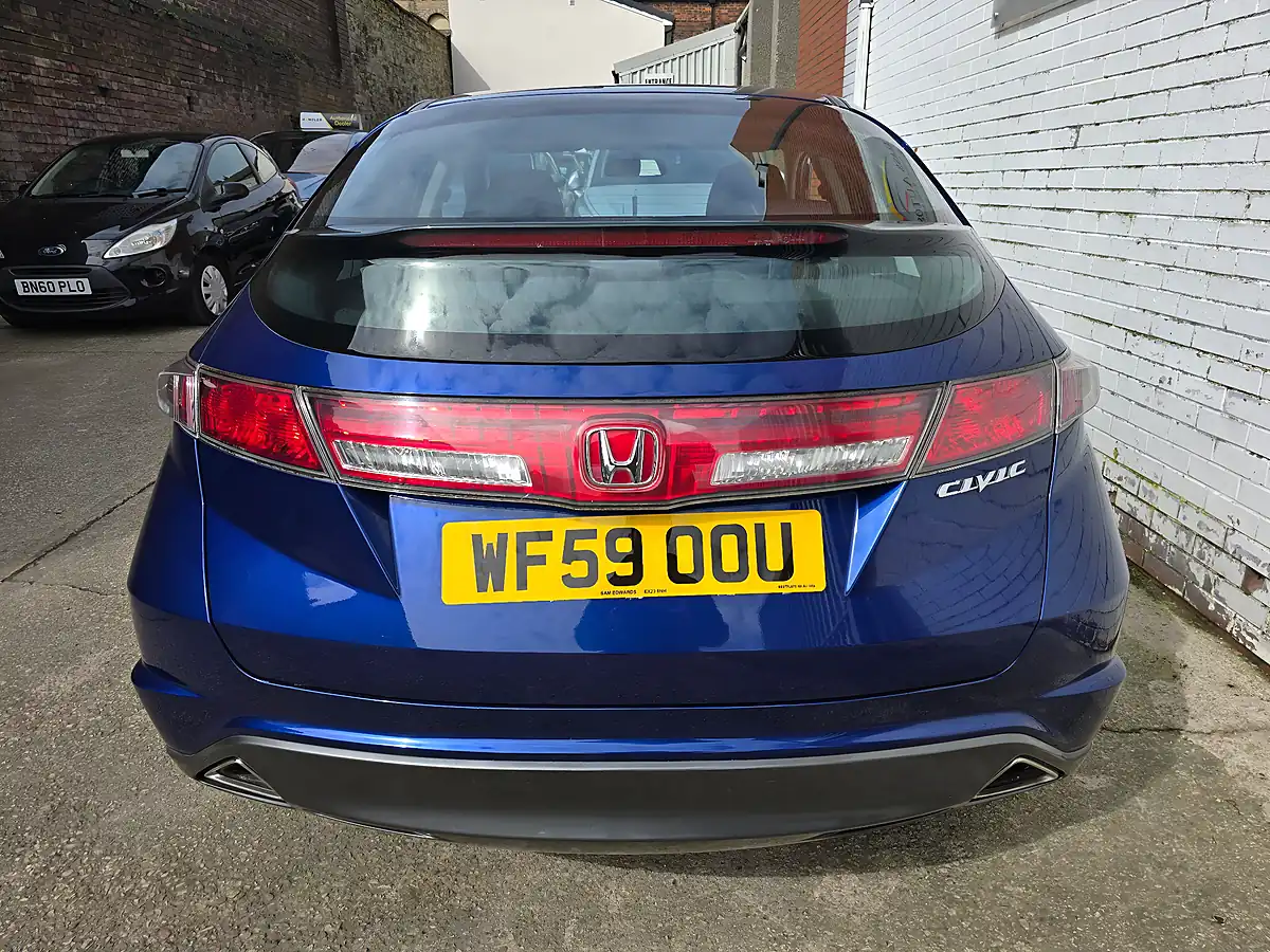 Used 2009 Honda Civic Se Blue - Interior and Exterior details 9