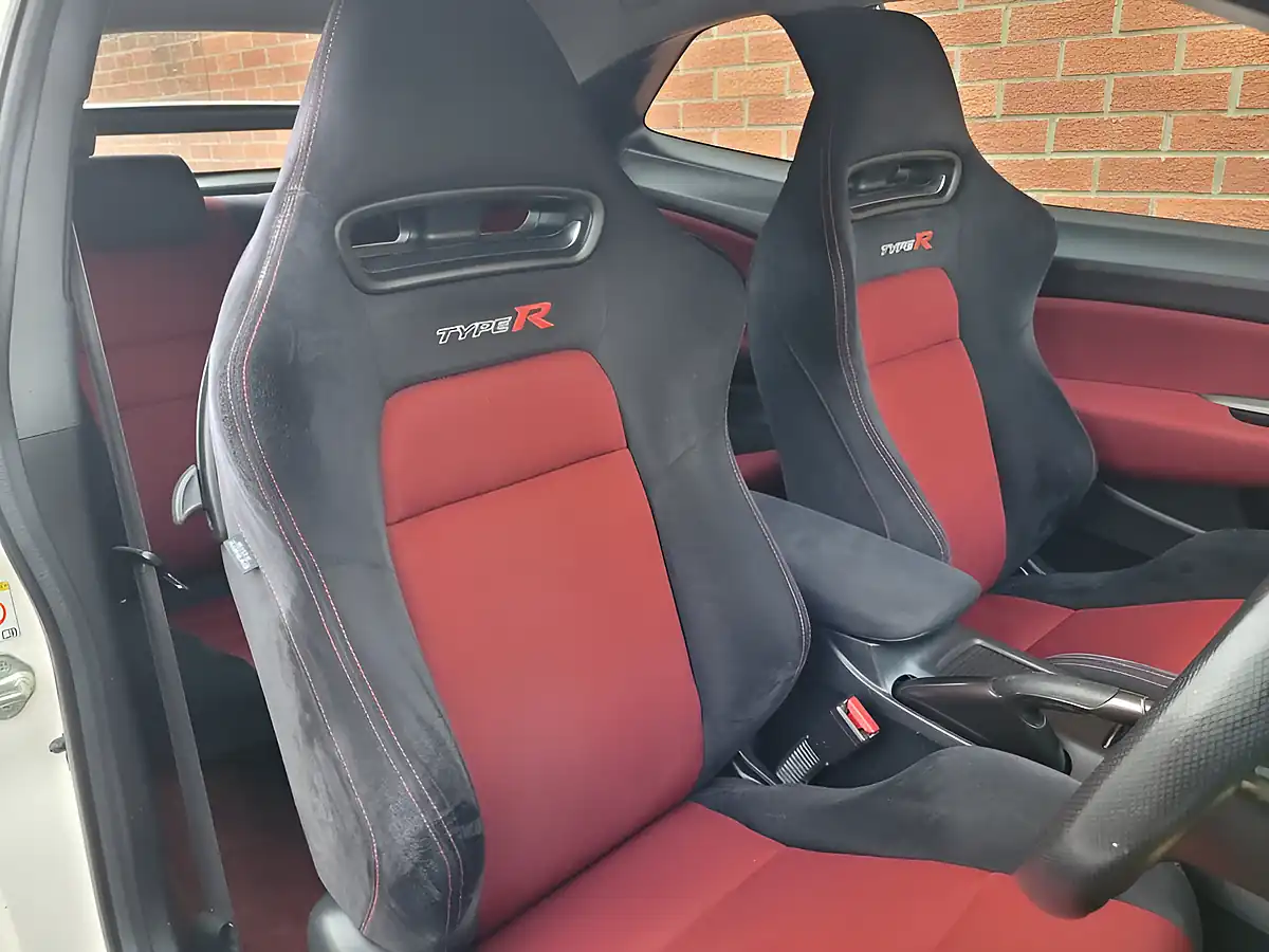 Used 2009 Honda Civic Type R Championship White - Interior and Exterior details 13
