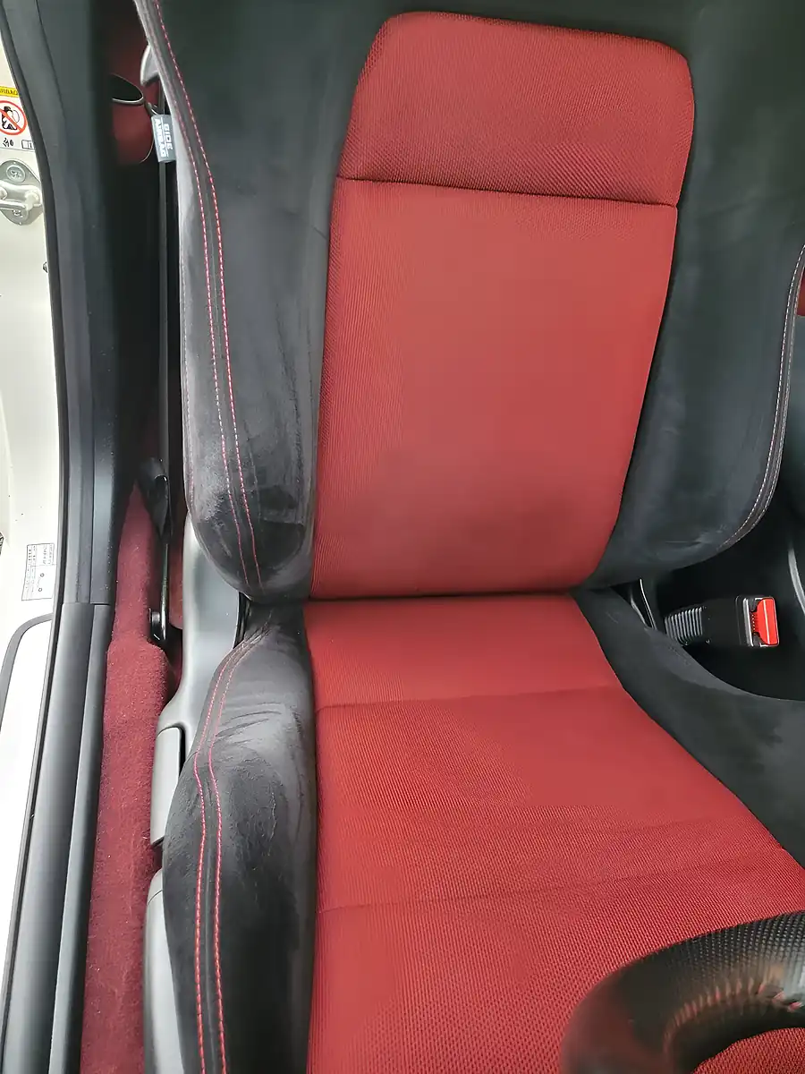 Used 2009 Honda Civic Type R Championship White - Interior and Exterior details 14