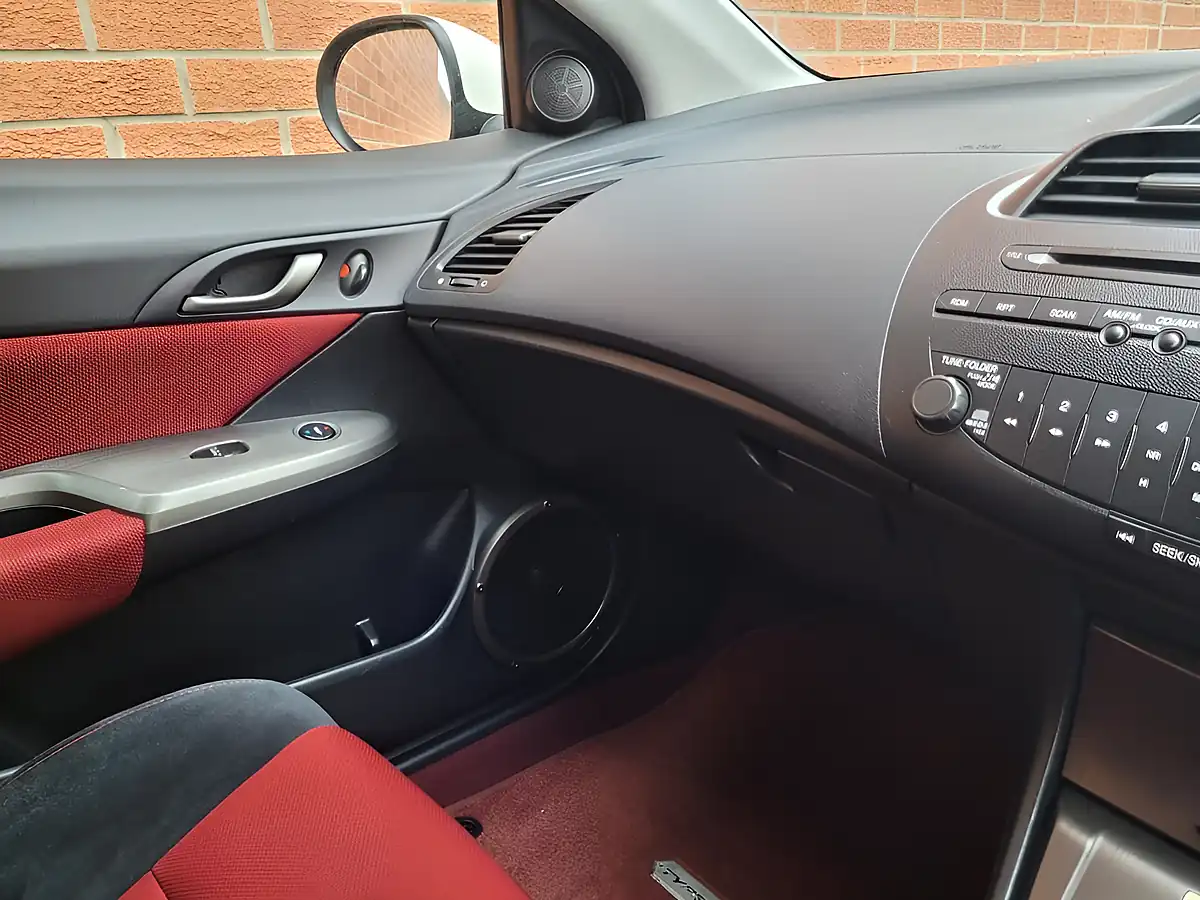 Used 2009 Honda Civic Type R Championship White - Interior and Exterior details 18