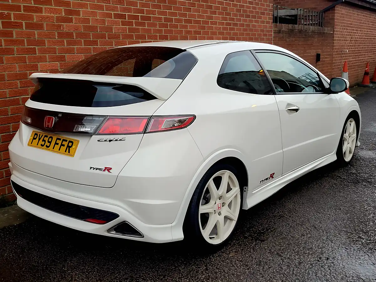 Used 2009 Honda Civic Type R Championship White - Interior and Exterior details 6