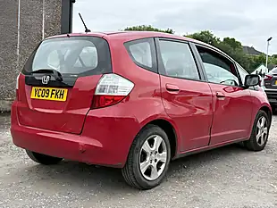 Used 2009 Honda Jazz Es Red - Interior and Exterior details 6