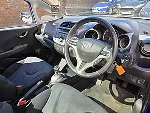 Used 2009 Honda Jazz Ex I-Shift Blue - Interior and Exterior details 14