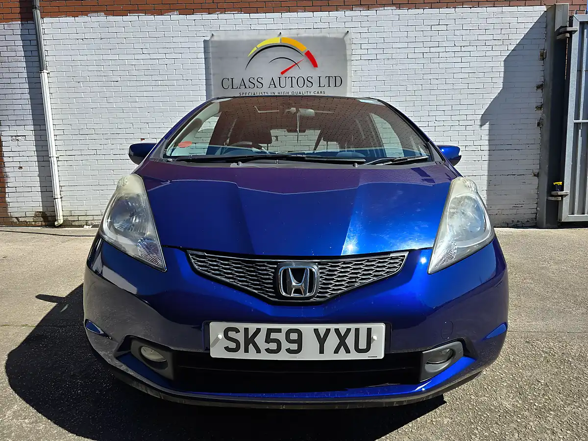 Used 2009 Honda Jazz Ex I-Shift Blue - Interior and Exterior details 3