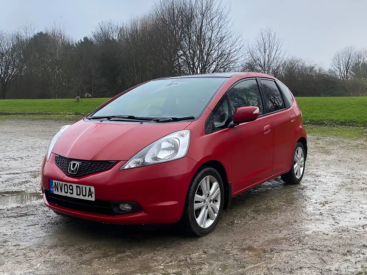 Used 2009 Honda Jazz Ex Red - Front View