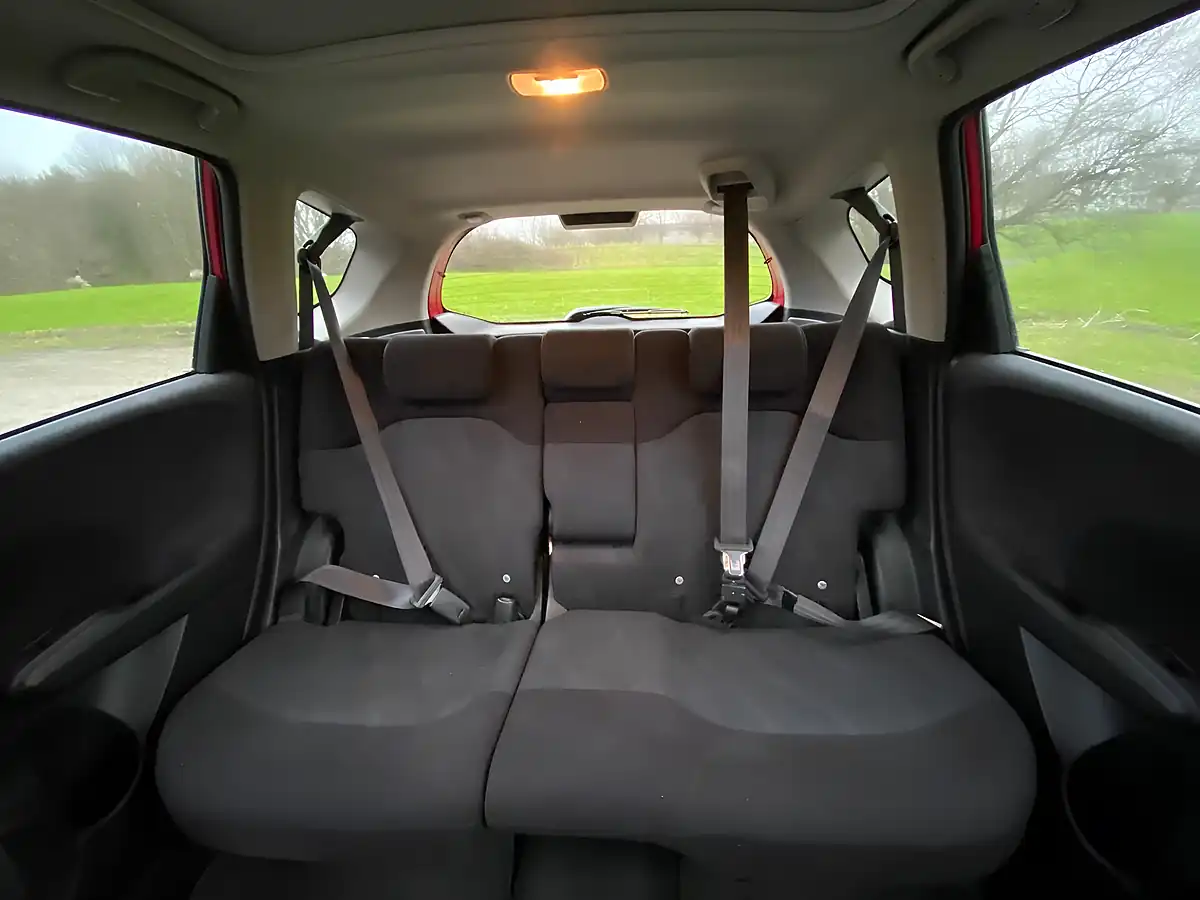 Used 2009 Honda Jazz Ex Red - Interior and Exterior details 10