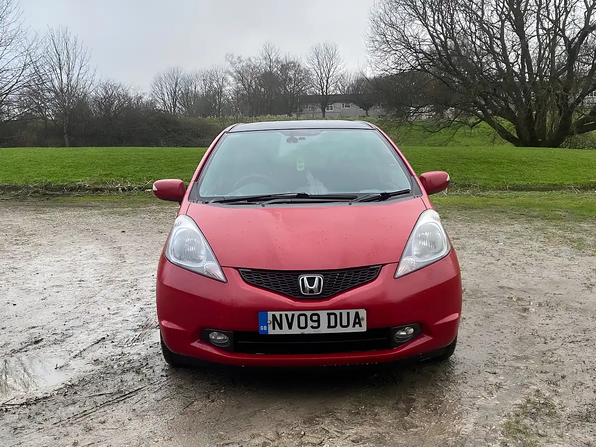 Used 2009 Honda Jazz Ex Red - Interior and Exterior details 2