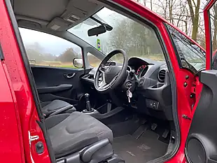 Used 2009 Honda Jazz Ex Red - Interior and Exterior details 8