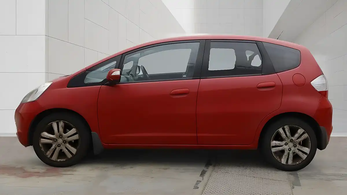 Used 2009 Honda Jazz Ex Red - Interior and Exterior details 3