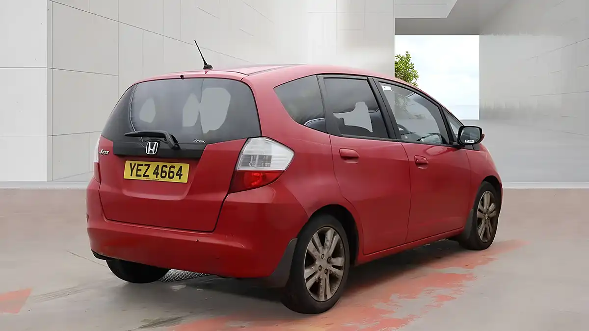 Used 2009 Honda Jazz Ex Red - Interior and Exterior details 6