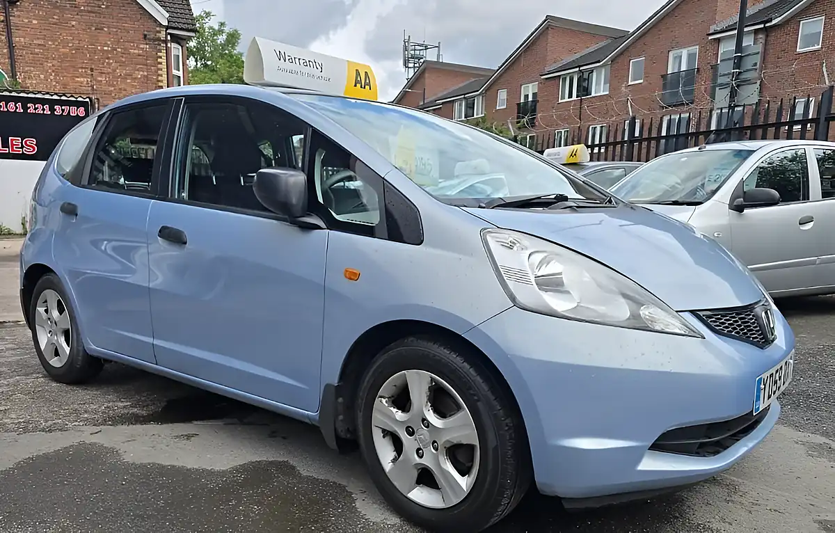 Used 2009 Honda Jazz Se Blue - Interior and Exterior details 5