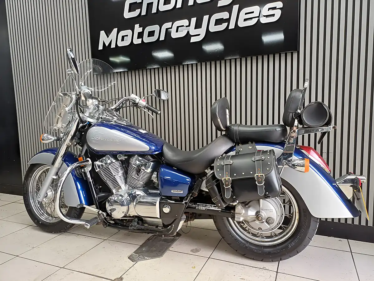 Used 2009 Honda VT750C Blue & Silver - Interior and Exterior details 3