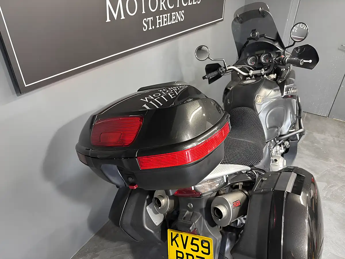 Used 2009 Honda Xl 1000 V-9 Black - Interior and Exterior details 10