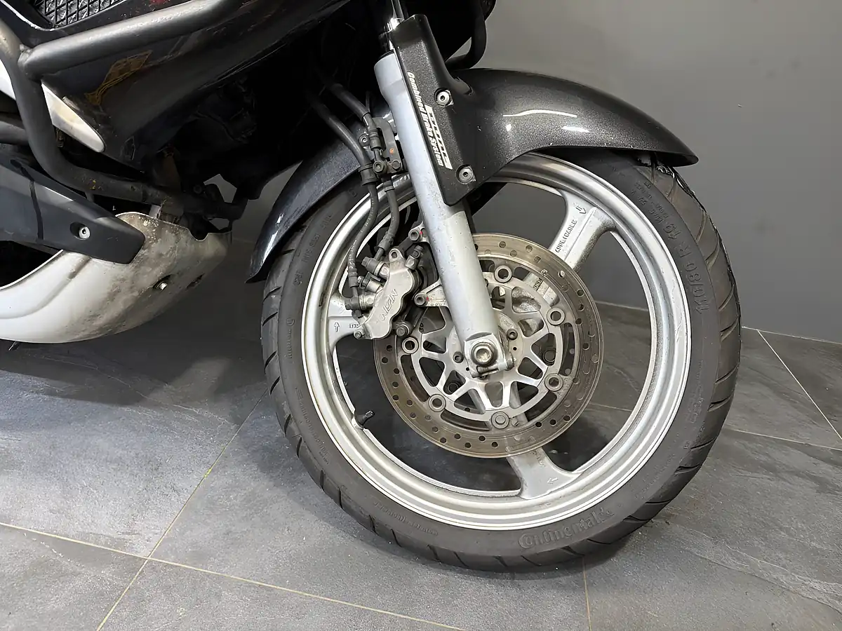 Used 2009 Honda Xl 1000 V-9 Black - Interior and Exterior details 4