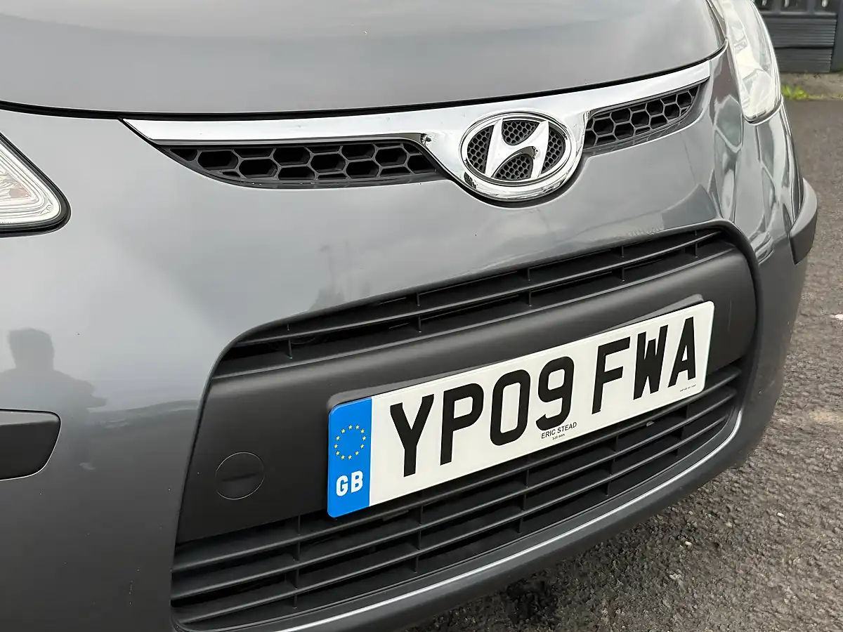 Used 2009 Hyundai I10 Comfort Grey - Interior and Exterior details 7