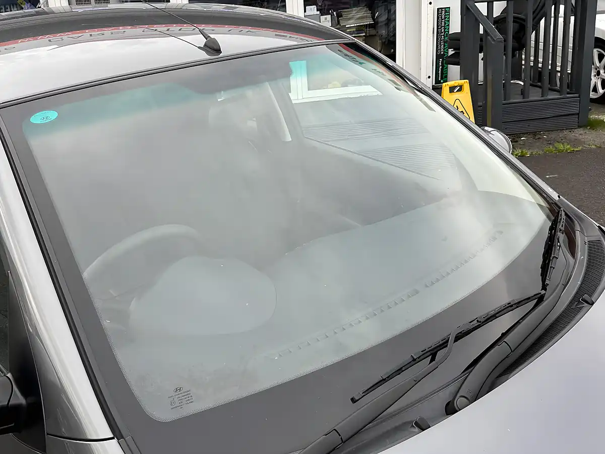 Used 2009 Hyundai I10 Comfort Grey - Interior and Exterior details 9