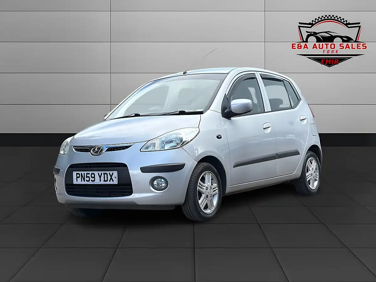 Used 2009 Hyundai I10 Comfort Silver - Interior and Exterior details 3