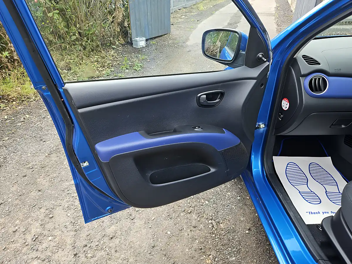 Used 2009 Hyundai I10 Es Blue - Interior and Exterior details 15