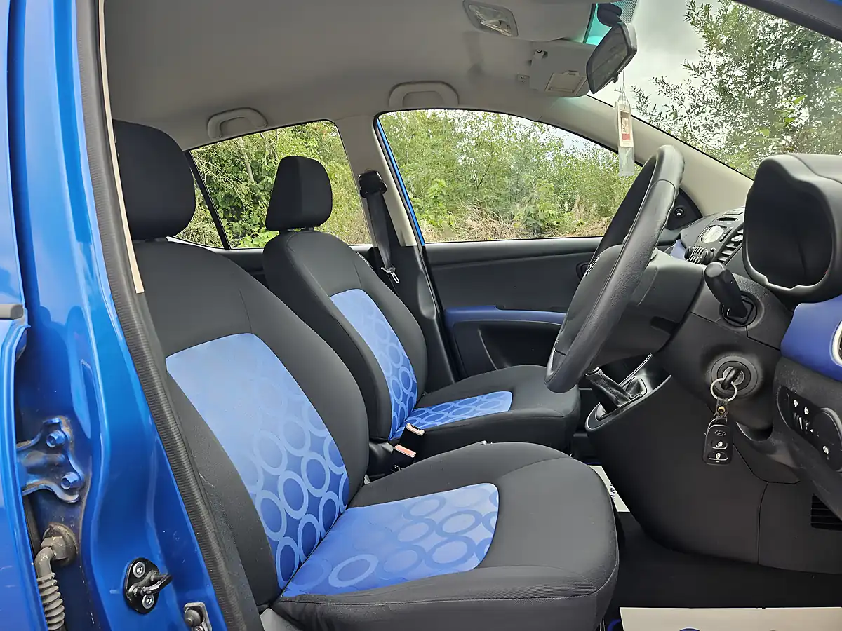 Used 2009 Hyundai I10 Es Blue - Interior and Exterior details 18