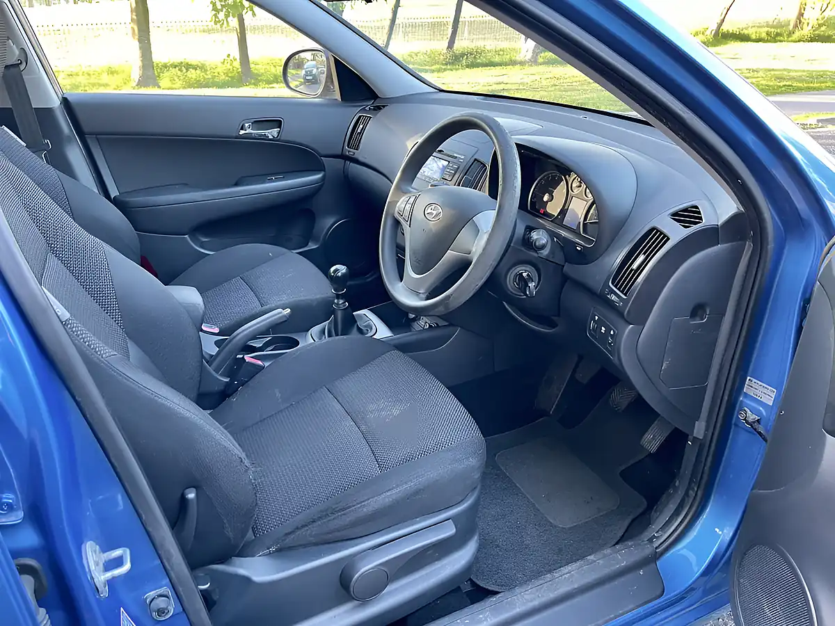 Used 2009 Hyundai I30 Comfort Blue - Interior and Exterior details 16