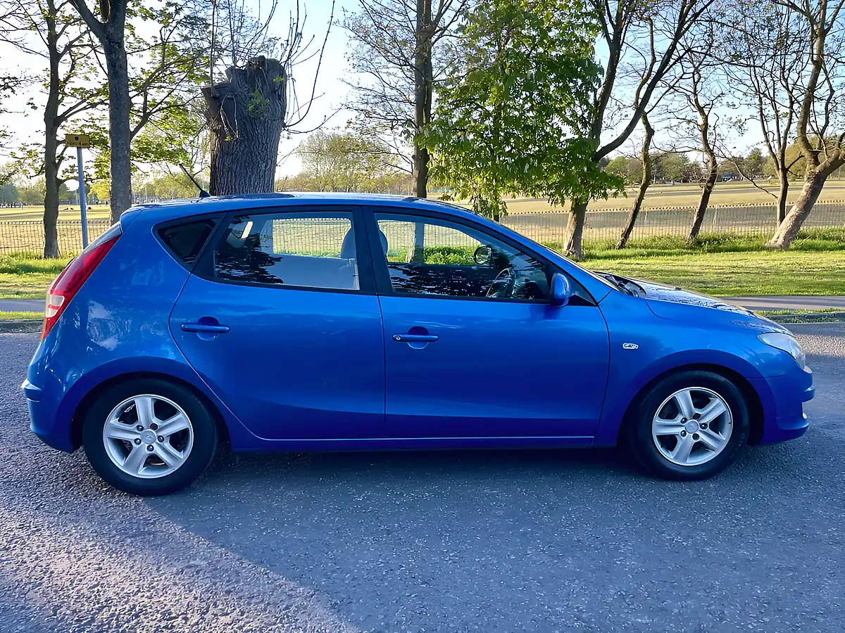 Used 2009 Hyundai I30 Comfort Blue - Interior and Exterior details 6