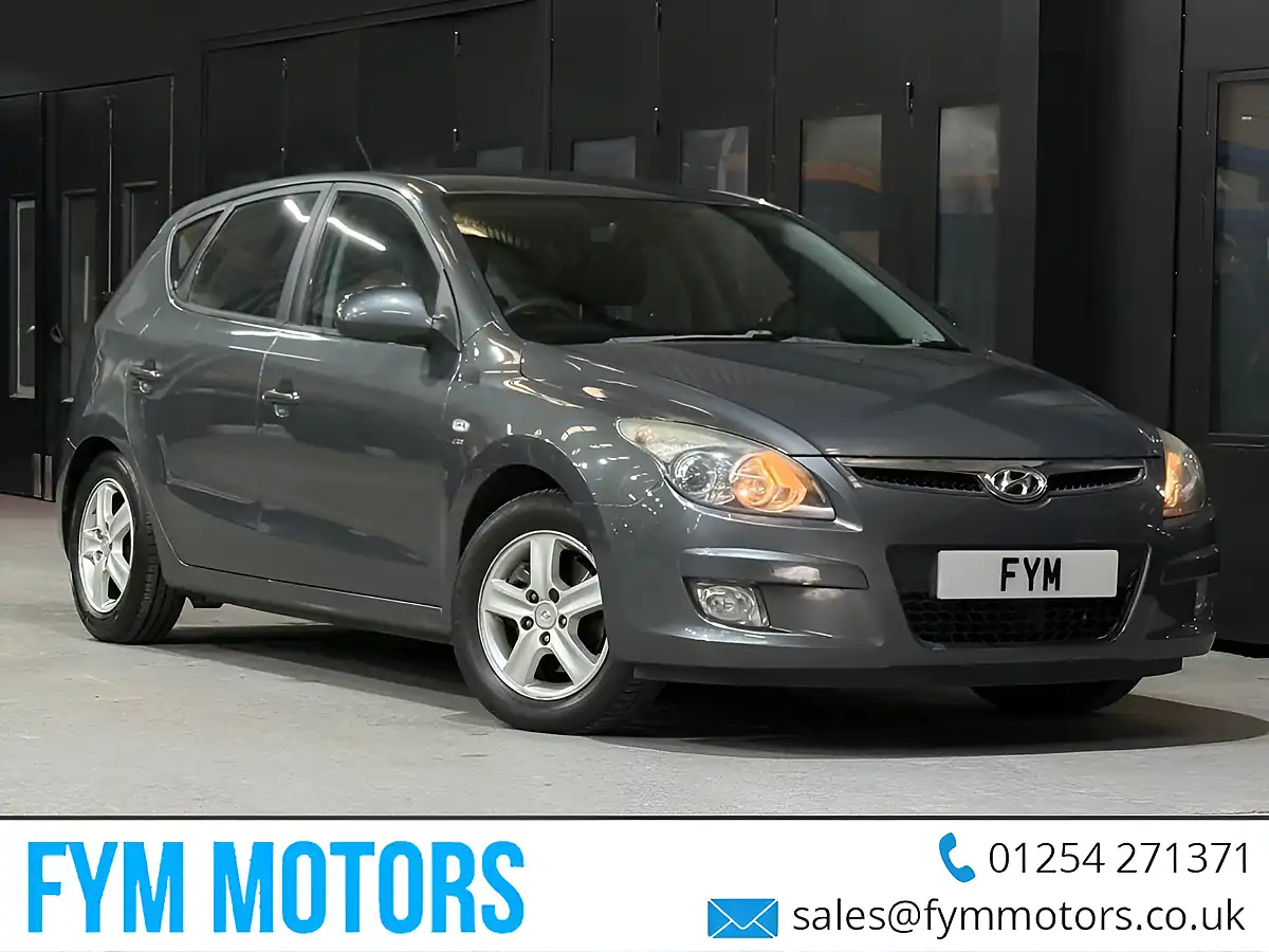 Used 2009 Hyundai I30 Comfort Grey - Front View