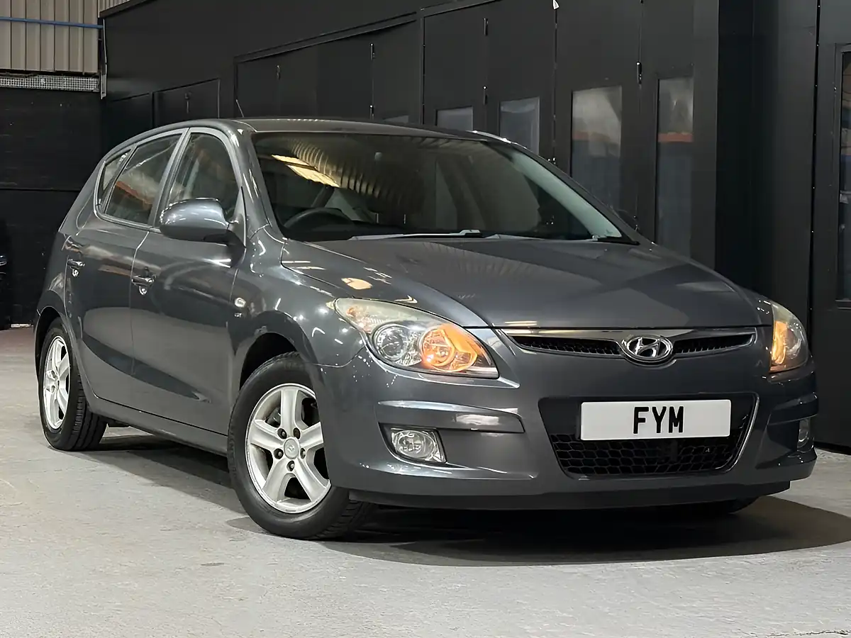Used 2009 Hyundai I30 Comfort Grey - Interior and Exterior details 3