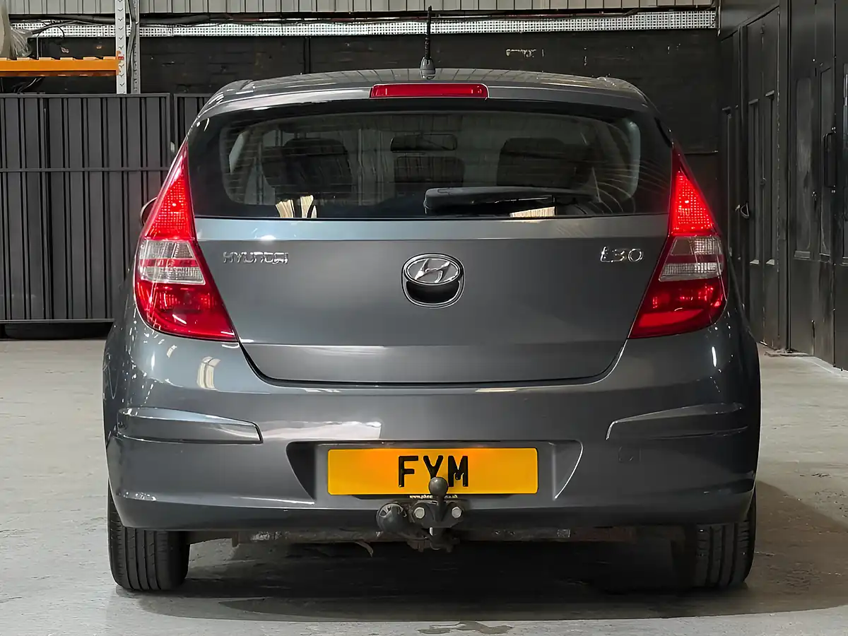 Used 2009 Hyundai I30 Comfort Grey - Interior and Exterior details 8