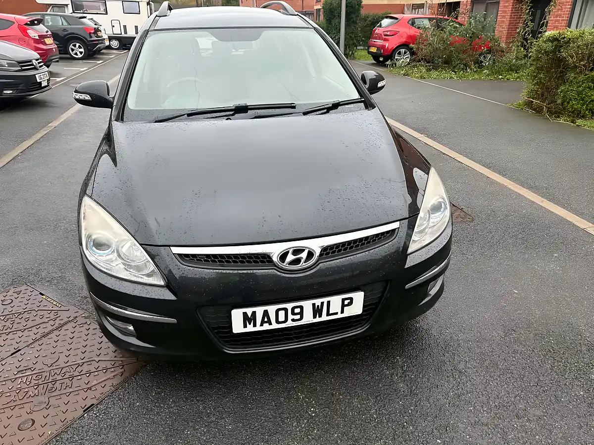 Used 2009 Hyundai i30 Premium Black - Interior and Exterior details 11