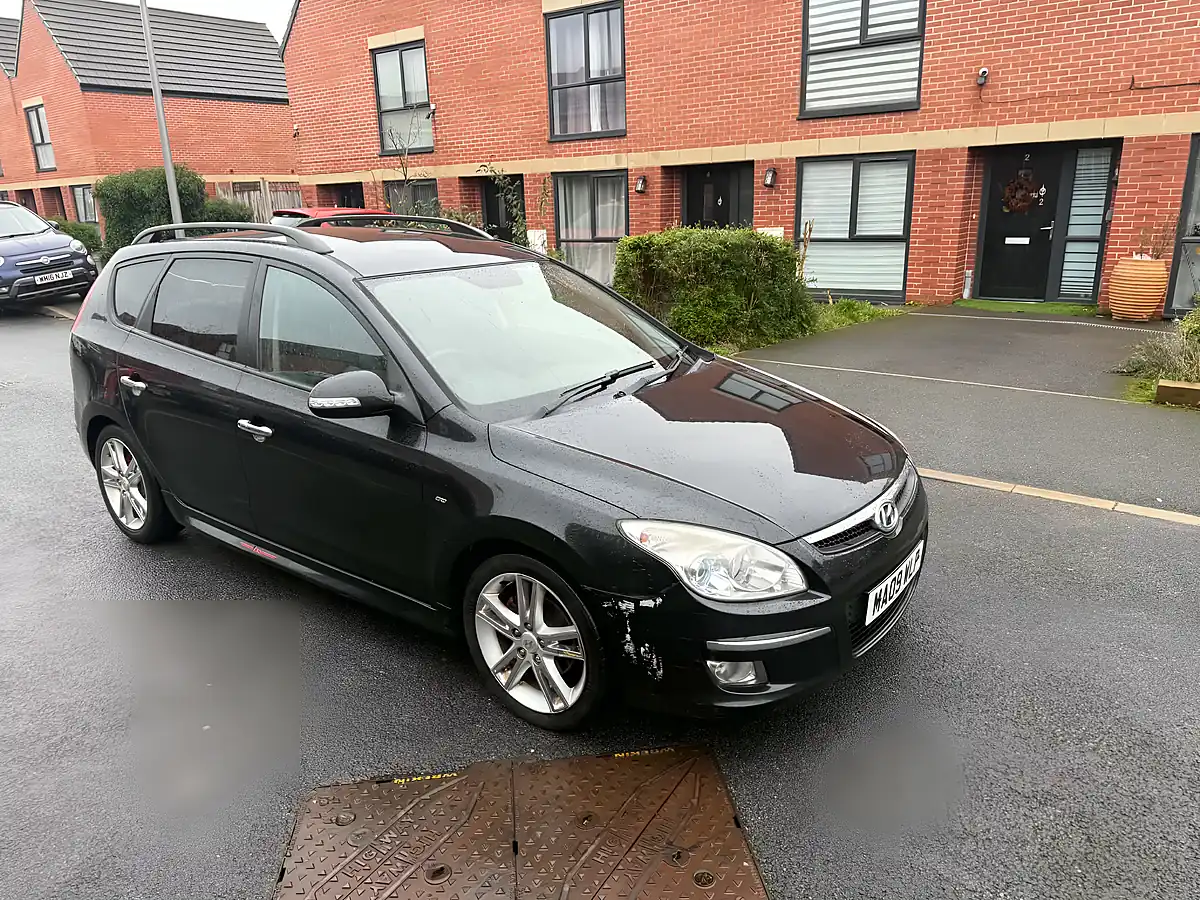 Used 2009 Hyundai i30 Premium Black - Interior and Exterior details 14