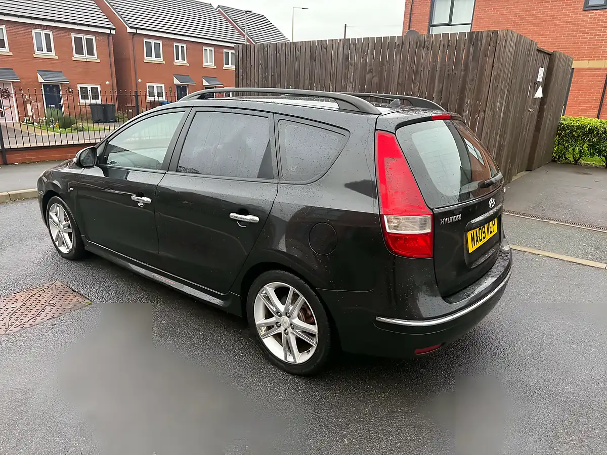 Used 2009 Hyundai i30 Premium Black - Interior and Exterior details 4