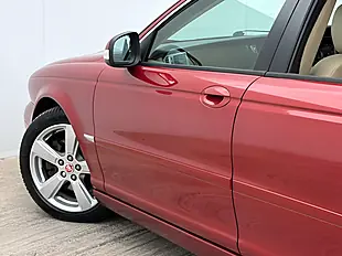 Used 2009 Jaguar X-Type Se Chilli Red - Interior and Exterior details 15