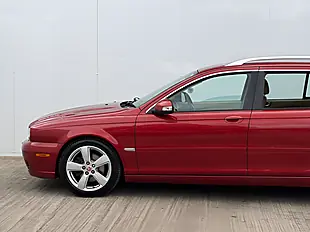 Used 2009 Jaguar X-Type Se Chilli Red - Interior and Exterior details 17