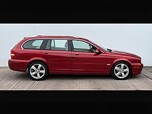 Used 2009 Jaguar X-Type Se Chilli Red - Interior and Exterior details 5