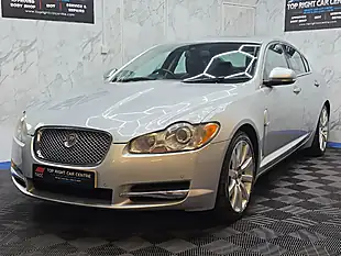Used 2009 Jaguar Xf Premium Luxury Silver - Interior and Exterior details 4