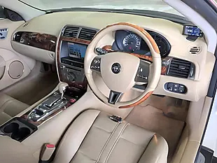 Used 2009 Jaguar Xk Coupe White - Interior and Exterior details 5