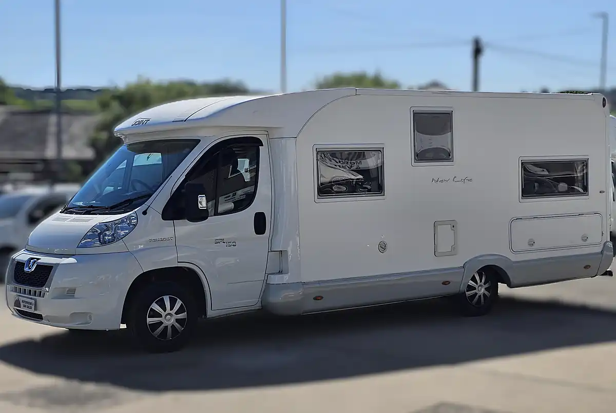 Used 2009 Joint New Life Spl 158 Low Profile - Interior and Exterior details 5