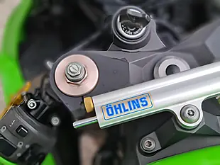 Used 2009 Kawasaki Ninja ZX-10R Green - Interior and Exterior details 17