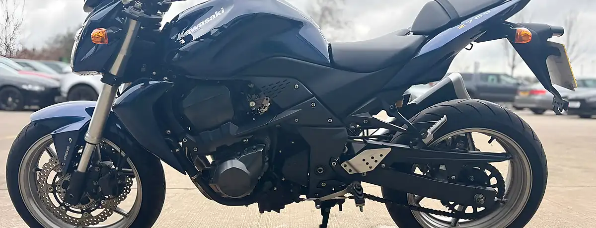 Used 2009 Kawasaki Z750 - Interior and Exterior details 15