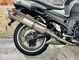 Used 2009 Kawasaki Zzr1400 Abs Silver - Interior and Exterior details 10