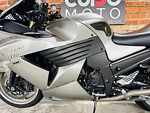 Used 2009 Kawasaki Zzr1400 Abs Silver - Interior and Exterior details 16