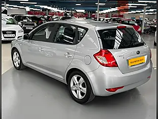 Used 2009 Kia Ceed 2 Silver - Interior and Exterior details 20