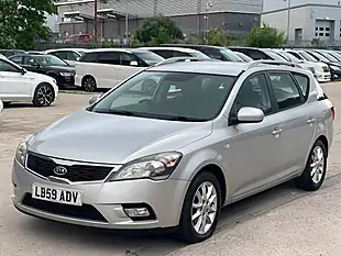 Used 2009 Kia Ceed 2 Sports Wagon Silver - Interior and Exterior details 4