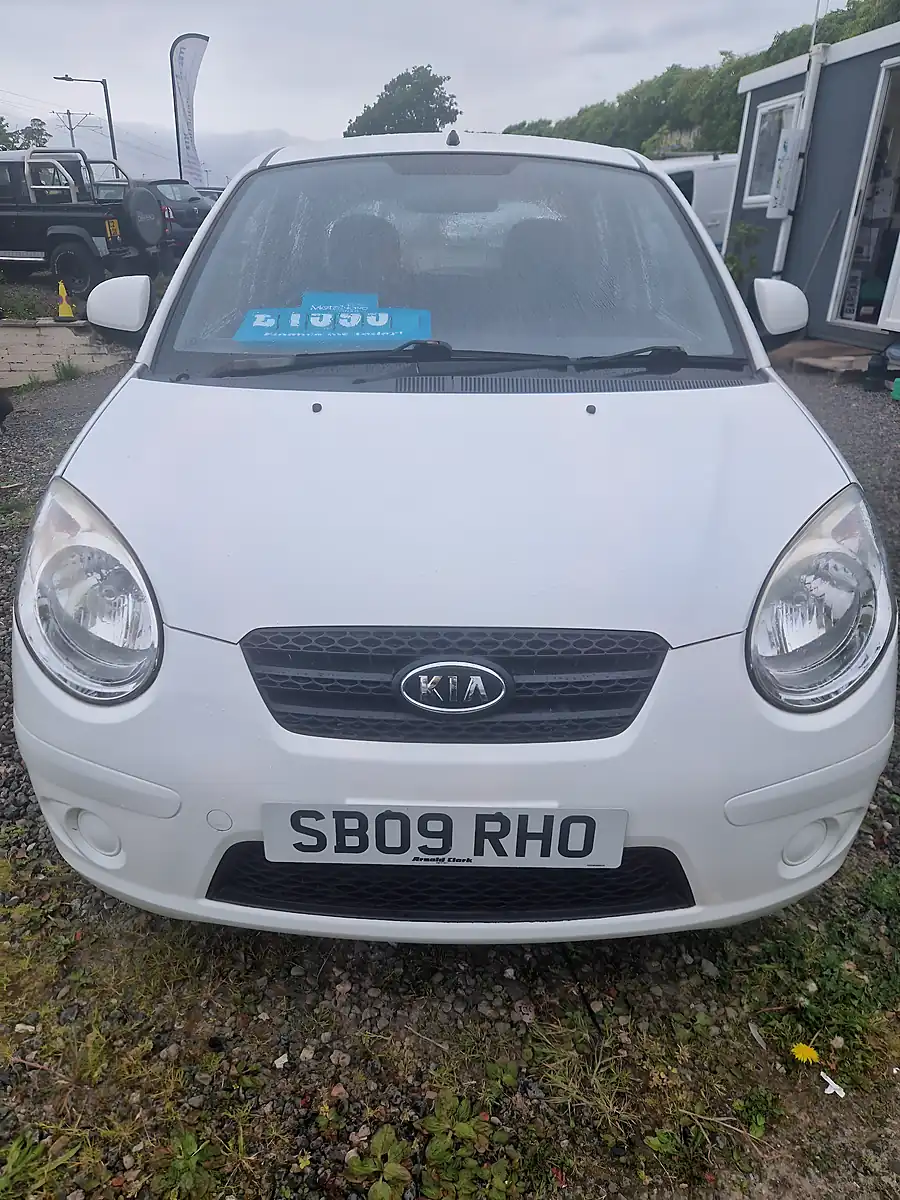 Used 2009 Kia Picanto 5dr White - Front View