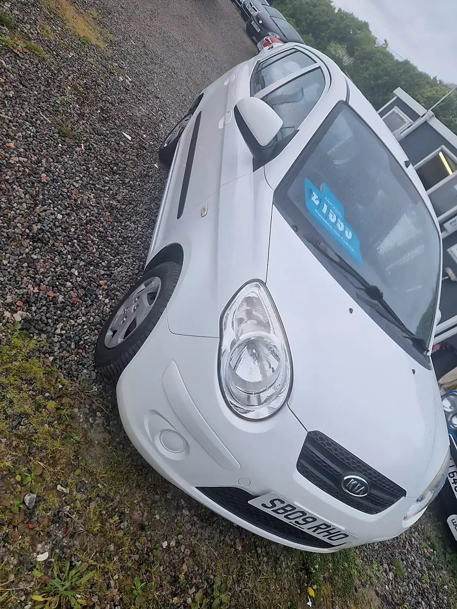 Used 2009 Kia Picanto 5dr White - Interior and Exterior details 17